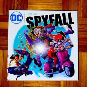[EN] DC Spyfall board game